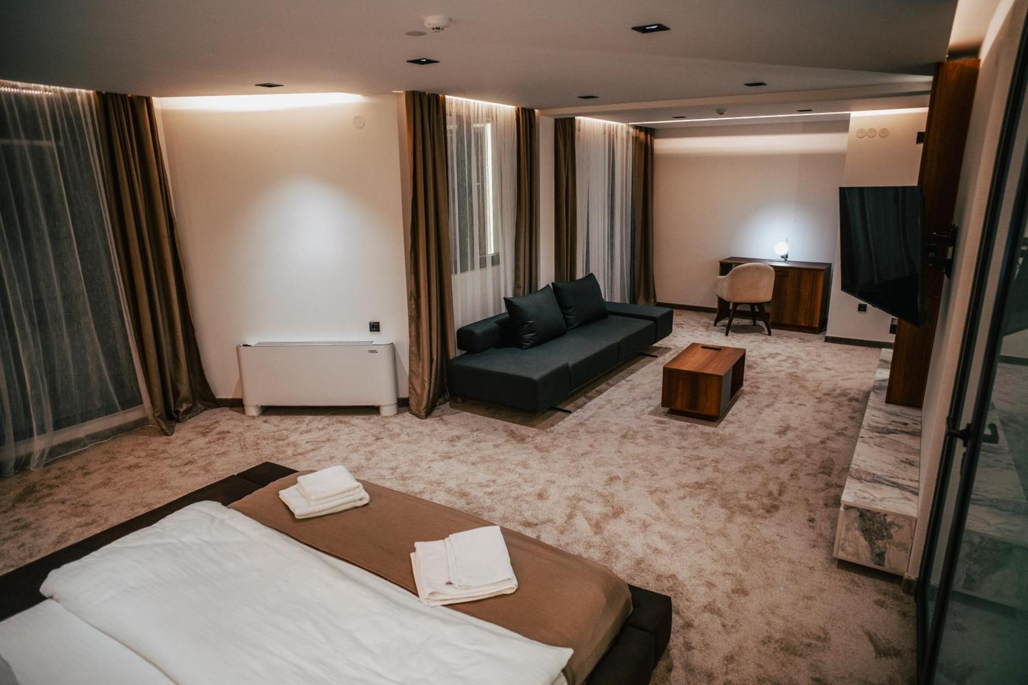 Hotel Bavka Leskovac  Esterno foto